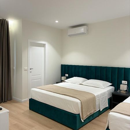 Clinton Tirana Inn Екстериор снимка