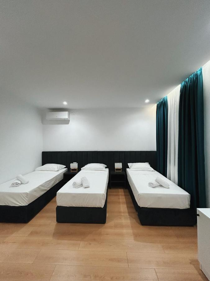 Clinton Tirana Inn Екстериор снимка
