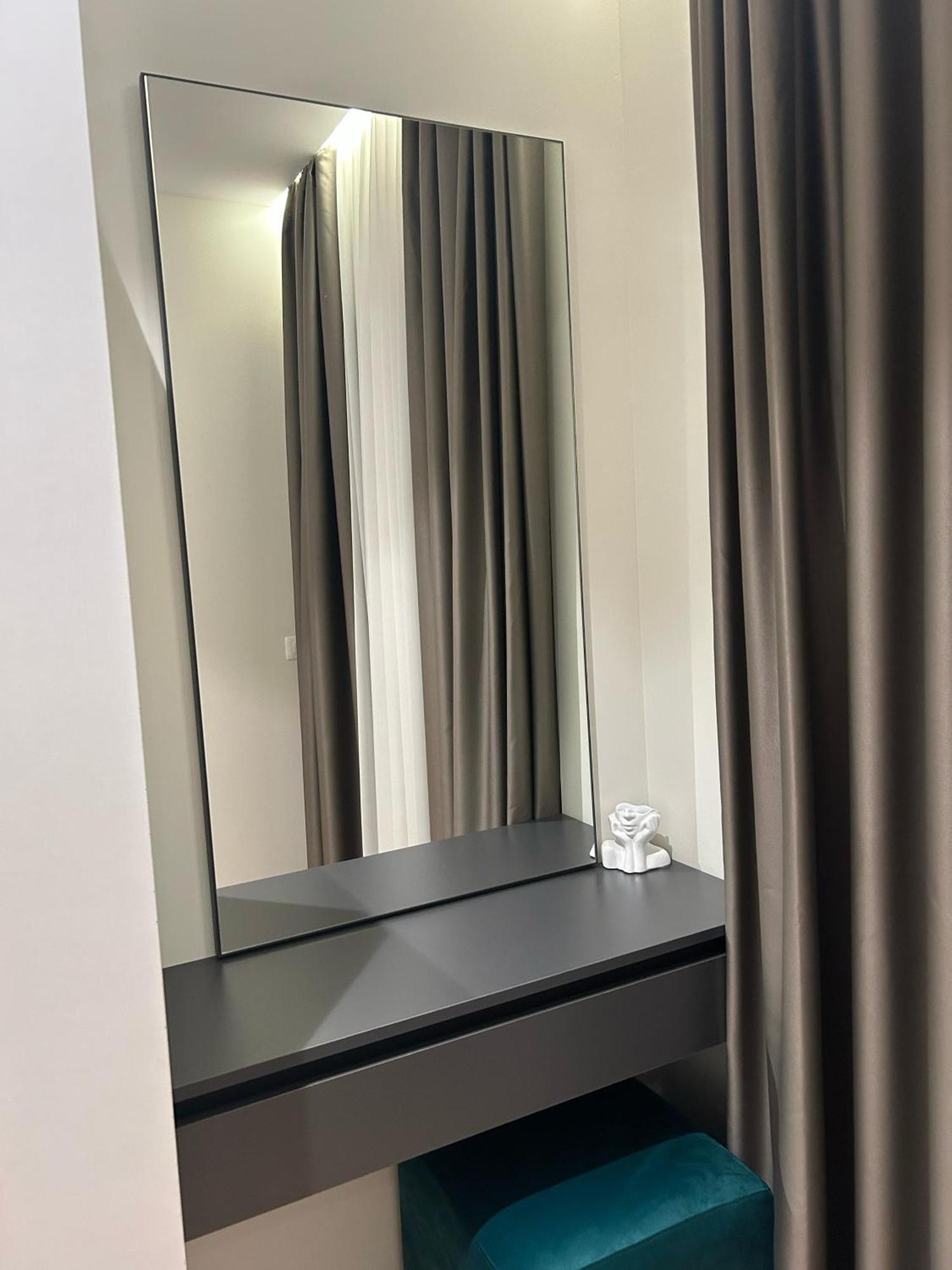 Clinton Tirana Inn Екстериор снимка